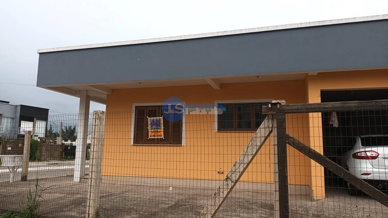 CASAD DE PRAIA EM REGIAO DE MORADORES: 1ª foto da galeria de imagens do imóvel