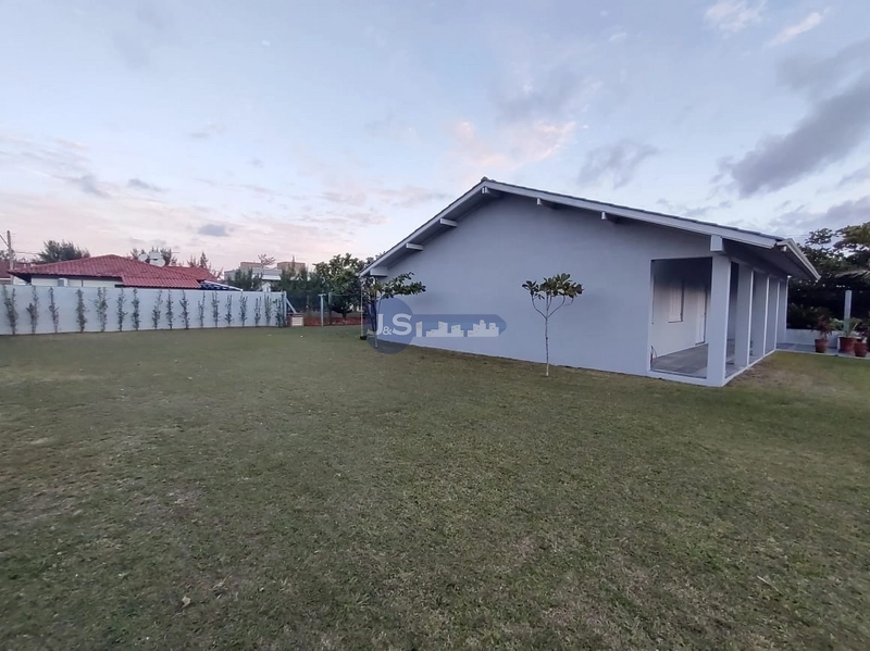 EXCELENTE CASA COM 02 TERRENOS PROXIMO AO MAR: 8ª foto da galeria de imagens do imóvel