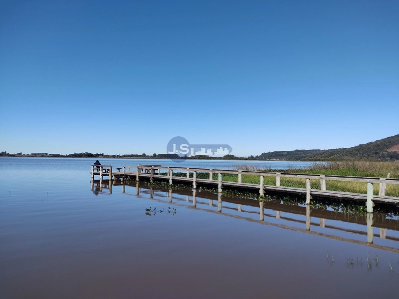 CASA COM ACESSO A LAGOA: 1ª foto da galeria de imagens do imóvel