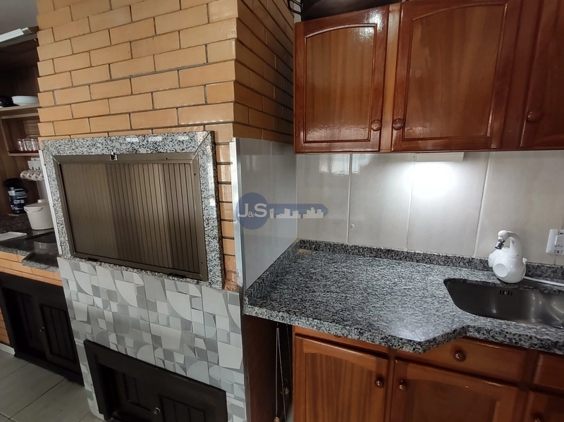 Excelente casa próxima ao mar: 4ª foto da galeria de imagens do imóvel