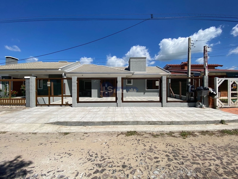 Casa com piscina próxima ao mar: 31ª foto da galeria de imagens do imóvel