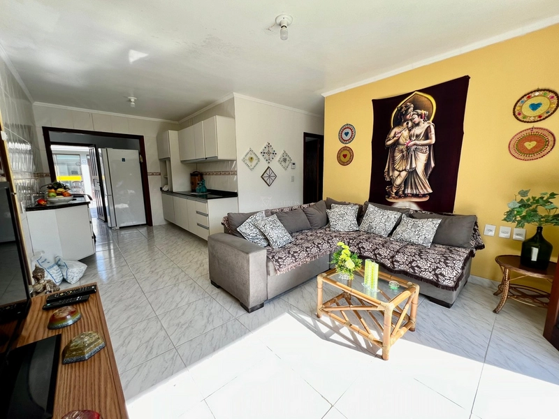 Casa com piscina próxima ao mar: 9ª foto da galeria de imagens do imóvel