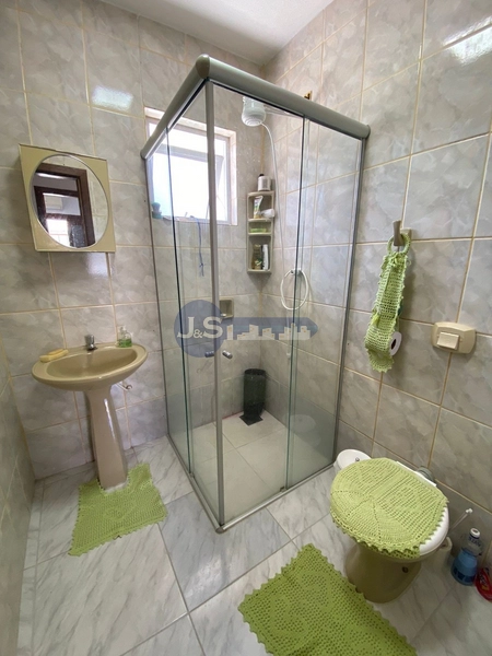 Casa com piscina próxima ao mar: 29ª foto da galeria de imagens do imóvel