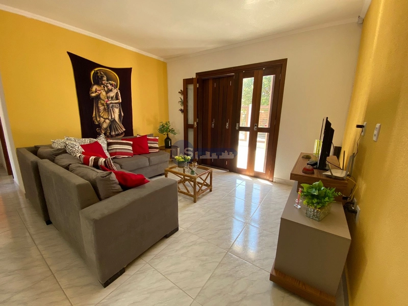 Casa com piscina próxima ao mar: 11ª foto da galeria de imagens do imóvel