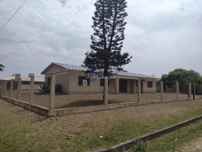 Excelente casa em lage com 2 terrenos: 2ª foto da galeria de imagens do imóvel