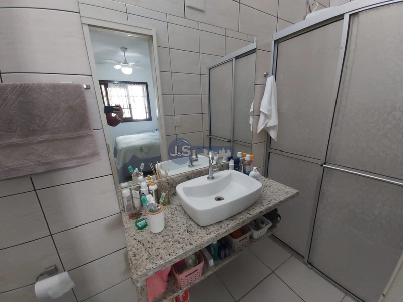 CASA DE PRAIA PRÓXIMA AO MAR: 16ª foto da galeria de imagens do imóvel