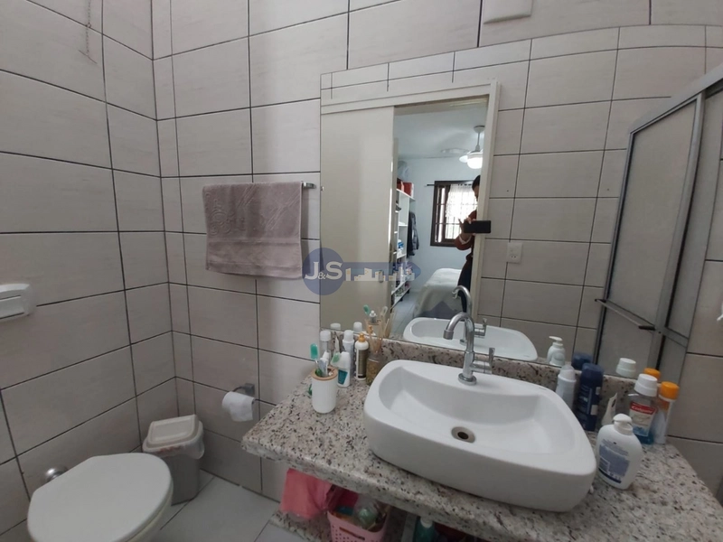 CASA DE PRAIA PRÓXIMA AO MAR: 17ª foto da galeria de imagens do imóvel