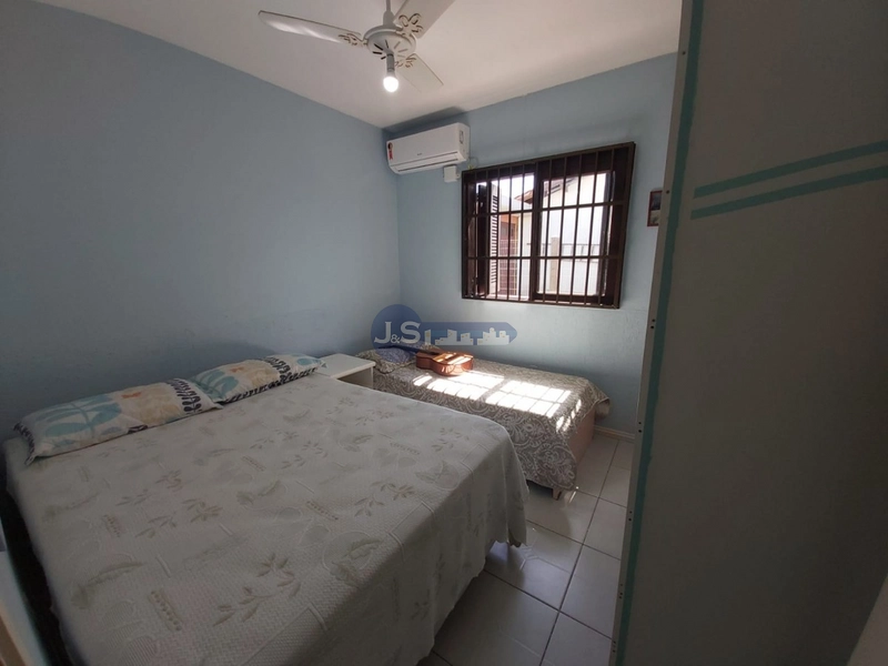 CASA DE PRAIA PRÓXIMA AO MAR: 18ª foto da galeria de imagens do imóvel