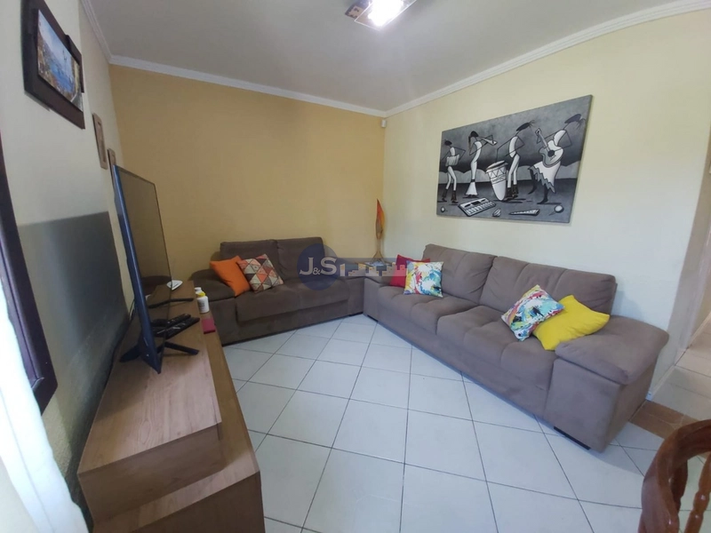 CASA DE PRAIA PRÓXIMA AO MAR: 3ª foto da galeria de imagens do imóvel