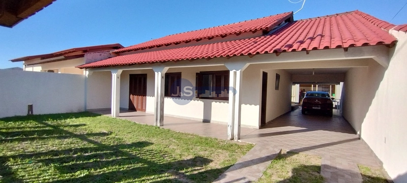 Casa térrea em laje com piscina: 1ª foto da galeria de imagens do imóvel