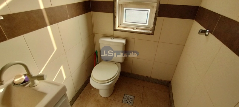 Casa térrea em laje com piscina: 6ª foto da galeria de imagens do imóvel