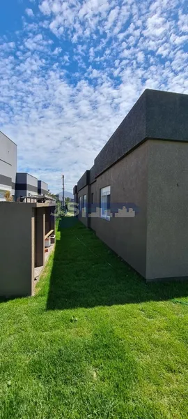 CASA EM CONDOMINIO FECHADO: 4ª foto da galeria de imagens do imóvel
