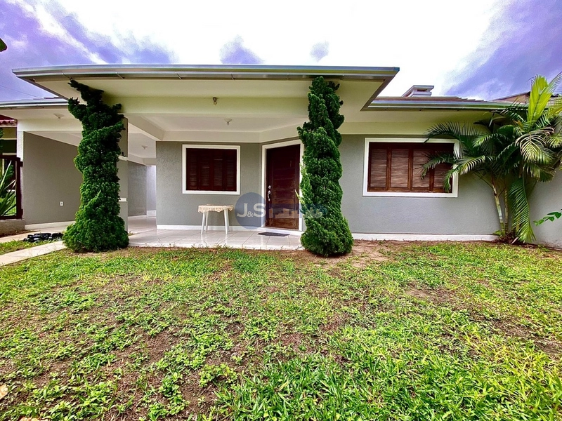 EXCELENTE CASA DE PRAIA PROXIMA AO MAR: 2ª foto da galeria de imagens do imóvel