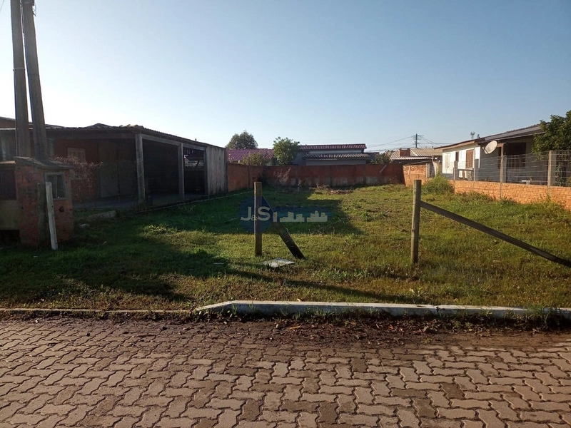EXCELENTE TERRENO COM CASA LOCALIZADO EM RAINHA DO MAR: 6ª foto da galeria de imagens do imóvel