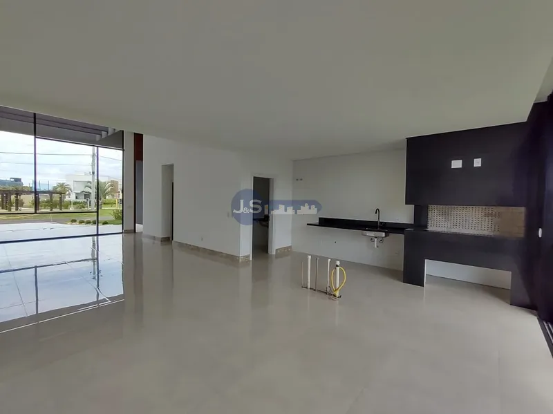 MAGNÍFICA CASA CEM CONDOMINIO COM FUNDO PARA O LAGO: 6ª foto da galeria de imagens do imóvel