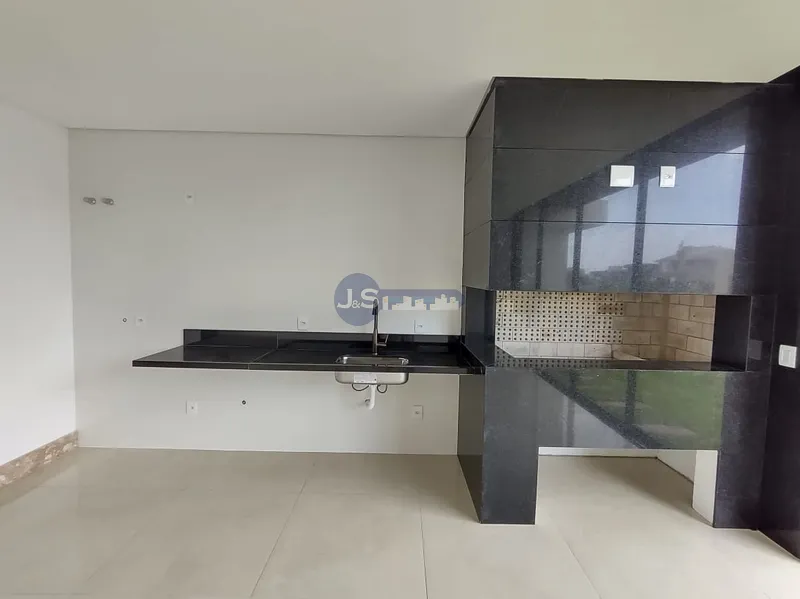 MAGNÍFICA CASA CEM CONDOMINIO COM FUNDO PARA O LAGO: 11ª foto da galeria de imagens do imóvel