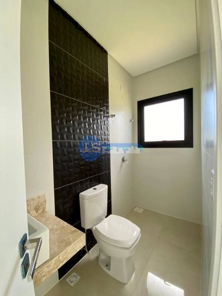 MAGNÍFICA CASA CEM CONDOMINIO COM FUNDO PARA O LAGO: 34ª foto da galeria de imagens do imóvel