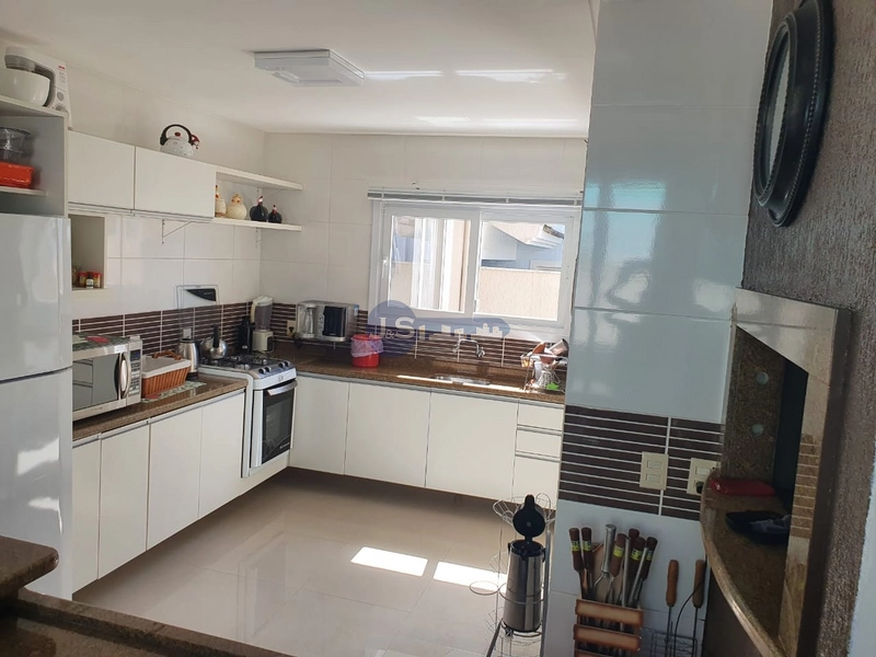 EXCELENTE CASA PRÓXIMA AO MAR: 6ª foto da galeria de imagens do imóvel