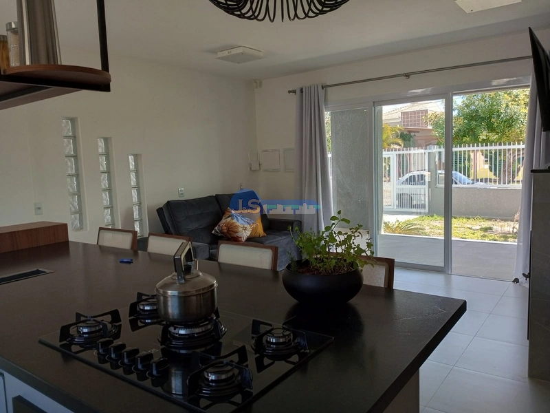 EXCELENTE CASA PRÓXIMA AO MAR: 6ª foto da galeria de imagens do imóvel