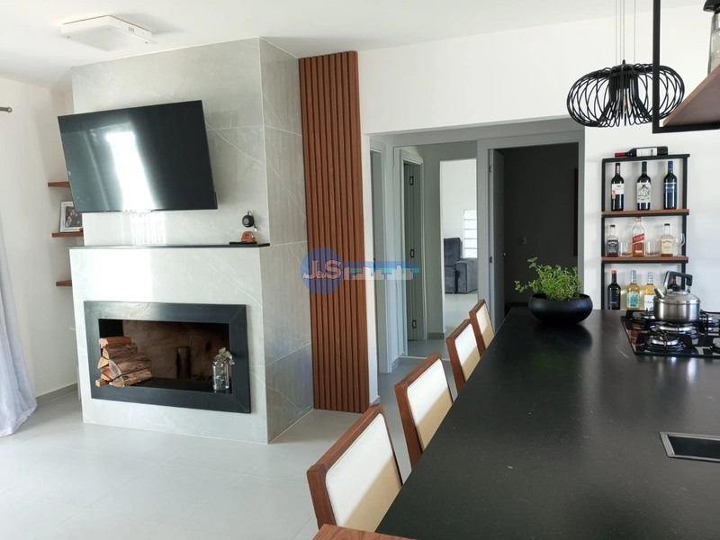 EXCELENTE CASA PRÓXIMA AO MAR: 10ª foto da galeria de imagens do imóvel