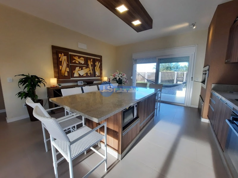 EXCELENTE CASA DE PRAIA PRÓXIMA AO MAR: 15ª foto da galeria de imagens do imóvel