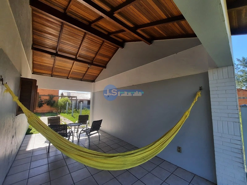 EXCELENTE CASA PRÓXIMA AO MAR: 6ª foto da galeria de imagens do imóvel