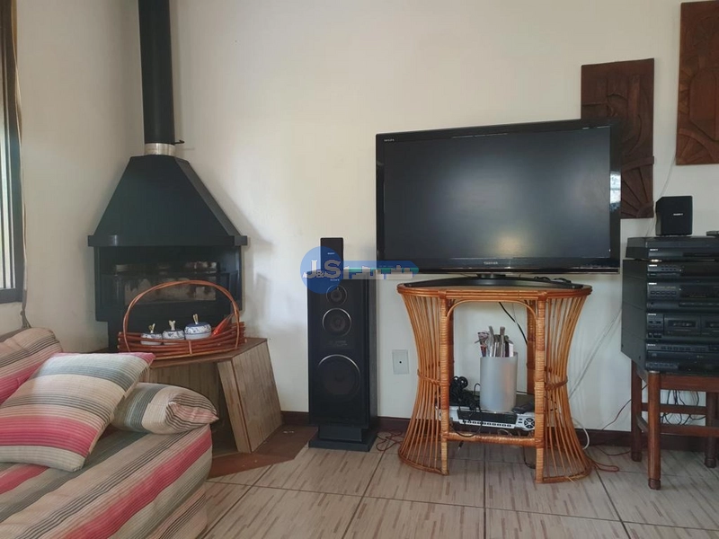 CASA EM ATLÂNTIDA SUL: 13ª foto da galeria de imagens do imóvel