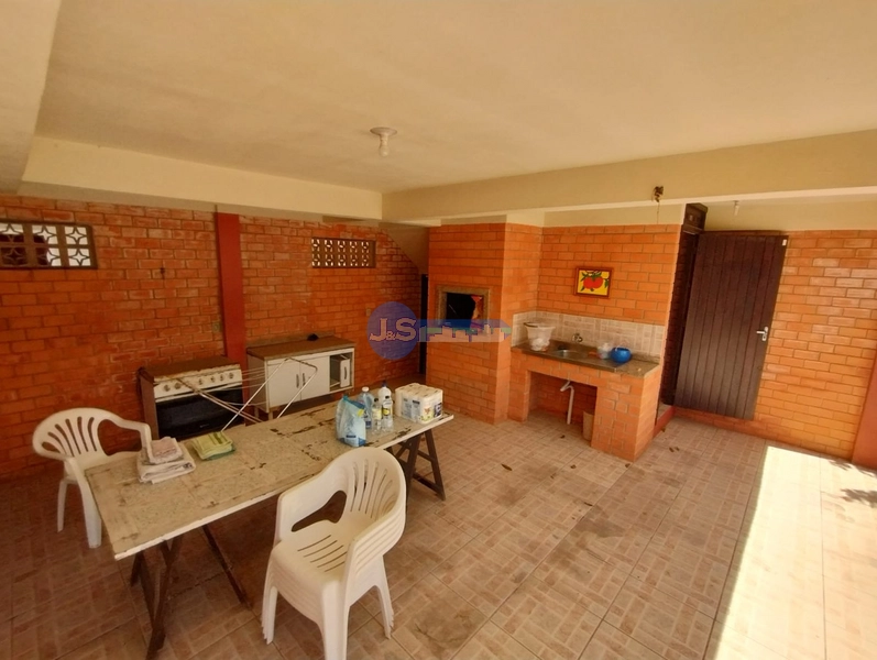 CASA EM ATLÂNTIDA SUL: 7ª foto da galeria de imagens do imóvel