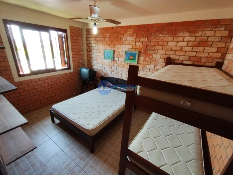 CASA EM ATLÂNTIDA SUL: 14ª foto da galeria de imagens do imóvel
