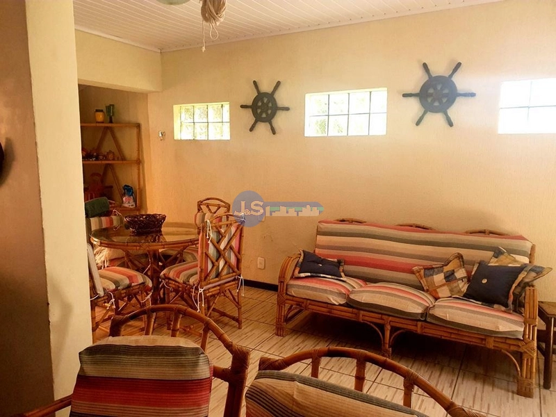 CASA EM ATLÂNTIDA SUL: 2ª foto da galeria de imagens do imóvel