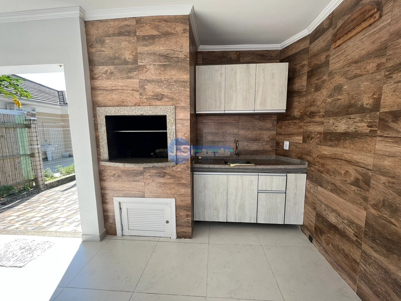 Excelente casa em Noiva do Mar: 8ª foto da galeria de imagens do imóvel
