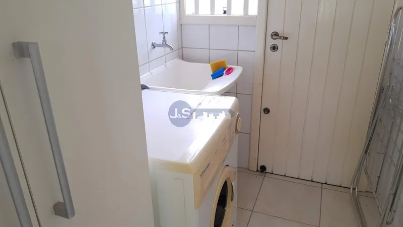 Belíssimo Sobrado com 03 terrenos: 28ª foto da galeria de imagens do imóvel