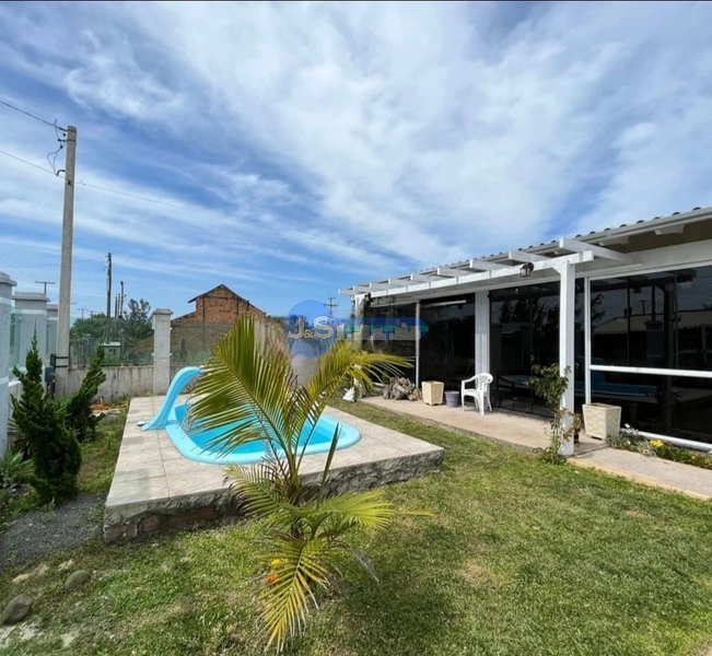 Casa de Praia em Atlântida Sul: 2ª foto da galeria de imagens do imóvel