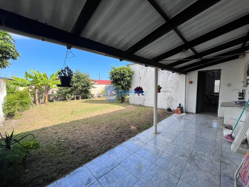 CASA DE PRAIA: 1ª foto da galeria de imagens do imóvel