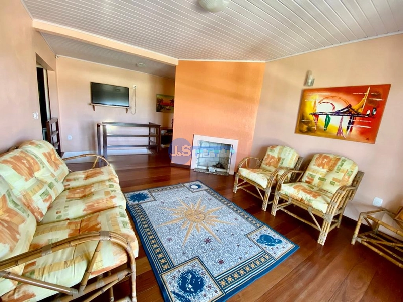 CASA DE PRAIA PRÓXIMA AO MAR: 17ª foto da galeria de imagens do imóvel