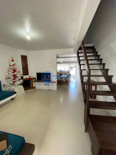 Dúplex em Xangri-lá: 8ª foto da galeria de imagens do imóvel