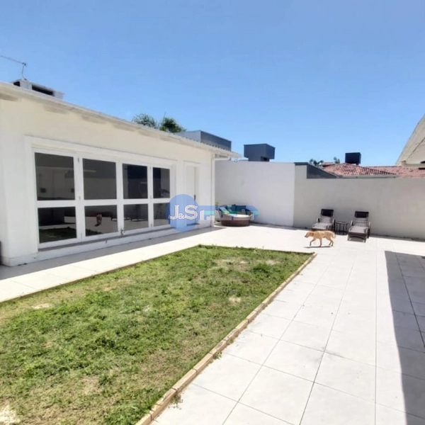 Casa em Xangri-lá: 2ª foto da galeria de imagens do imóvel
