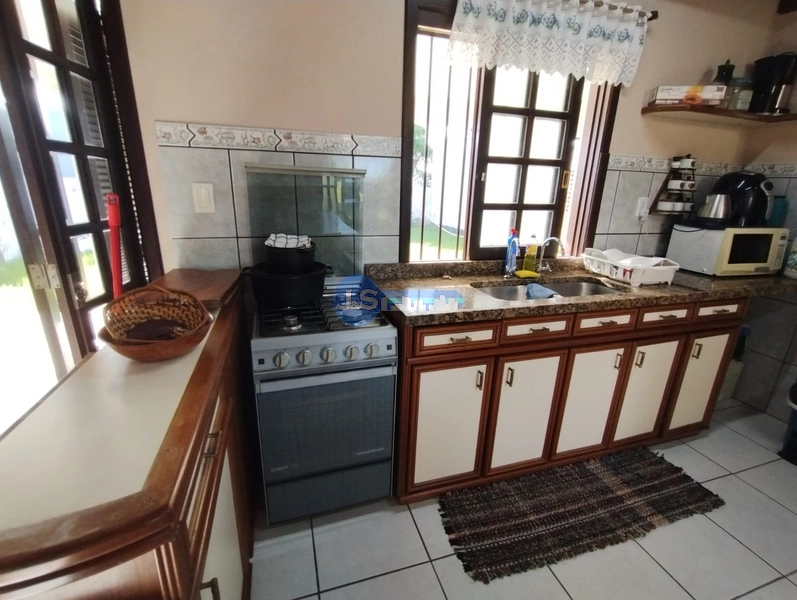Casa em Atlântida Sul: 16ª foto da galeria de imagens do imóvel