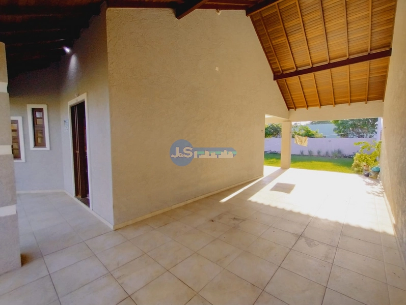 Casa em Atlântida Sul: 5ª foto da galeria de imagens do imóvel