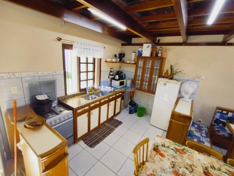 Casa em Atlântida Sul: 24ª foto da galeria de imagens do imóvel