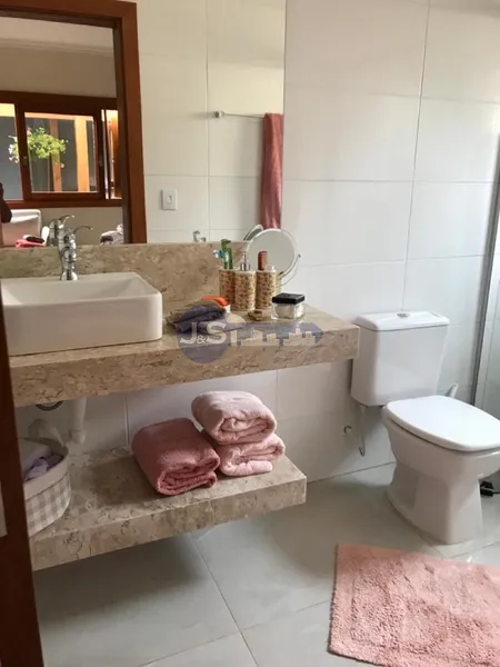 EXCELENTE CASA EM LAJE PRÓXIMO AO MAR: 6ª foto da galeria de imagens do imóvel