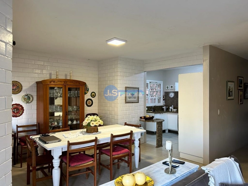 Excelente casa em Noiva do Mar: 5ª foto da galeria de imagens do imóvel