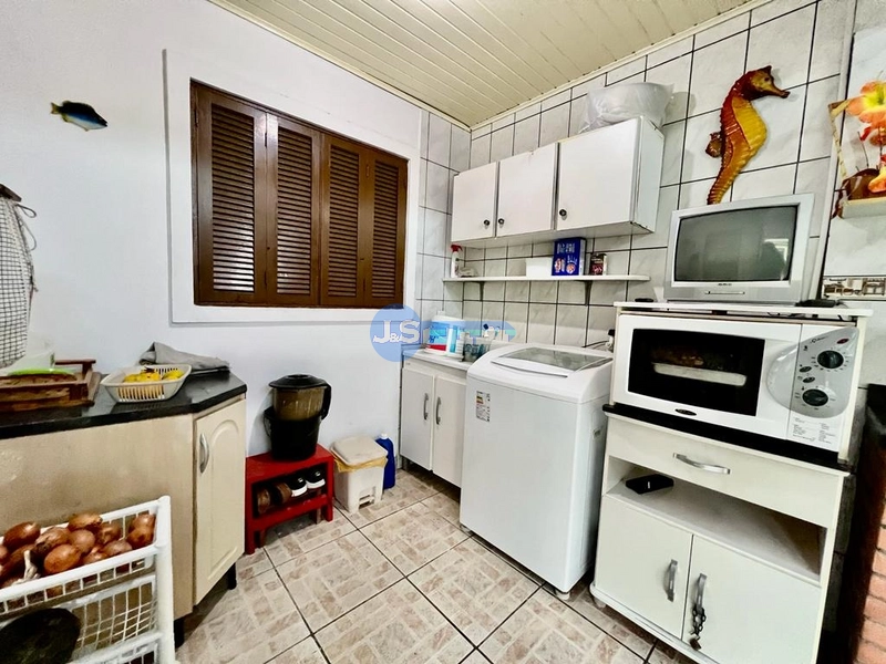 Casa em Atlântida Sul: 9ª foto da galeria de imagens do imóvel