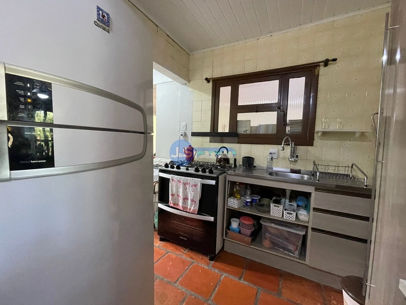 Casa em Atlântida Sul: 17ª foto da galeria de imagens do imóvel