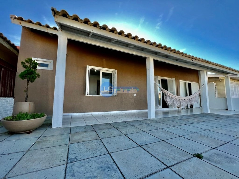 Excelente casa na Beira Mar: 1ª foto da galeria de imagens do imóvel