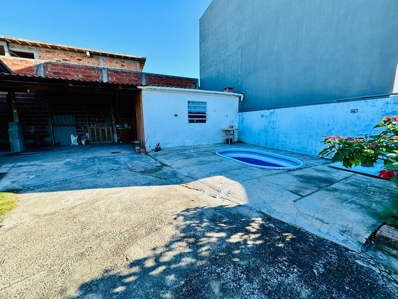Casa em Atlântida Sul: 9ª foto da galeria de imagens do imóvel