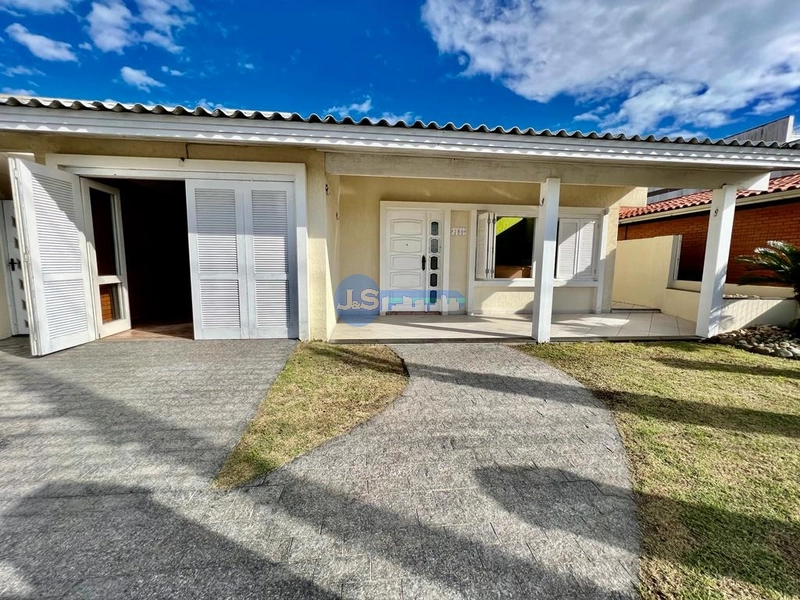 Excelente casa na Beira Mar: 1ª foto da galeria de imagens do imóvel
