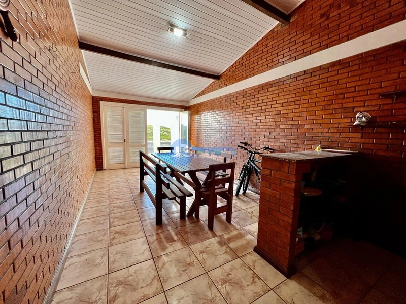 Excelente casa na Beira Mar: 14ª foto da galeria de imagens do imóvel
