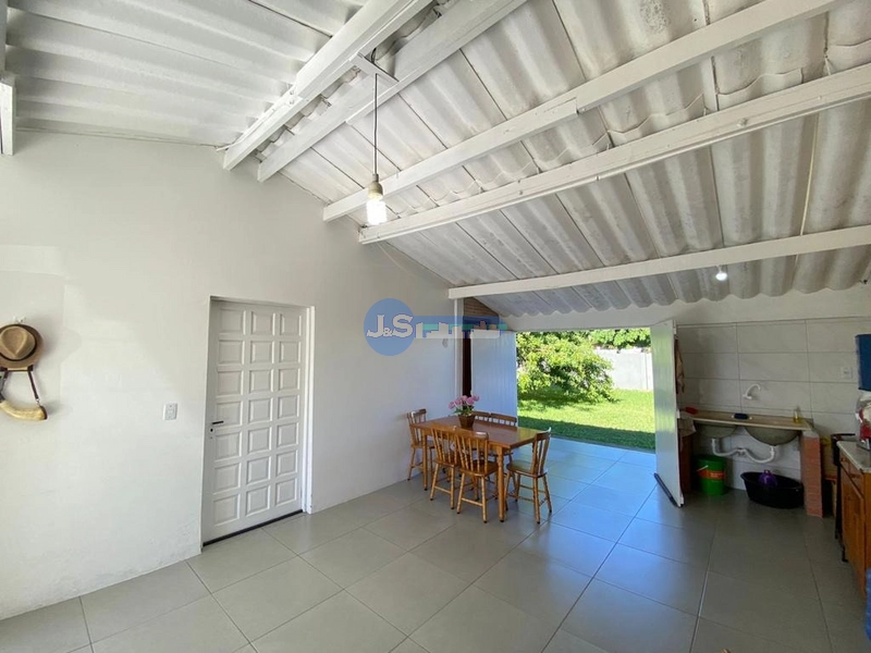 Casa em Atlântida Sul: 14ª foto da galeria de imagens do imóvel