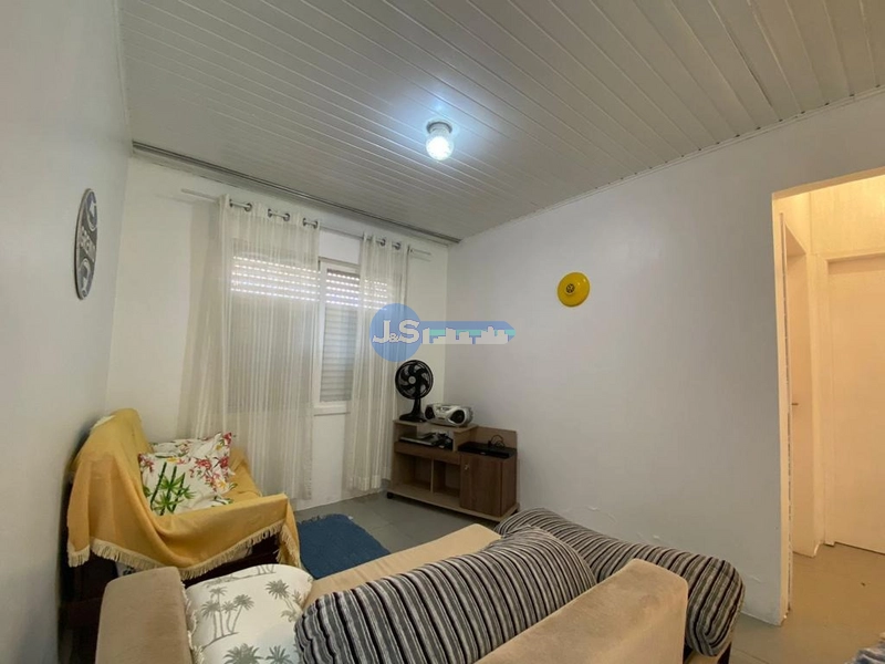 Casa em Atlântida Sul: 15ª foto da galeria de imagens do imóvel